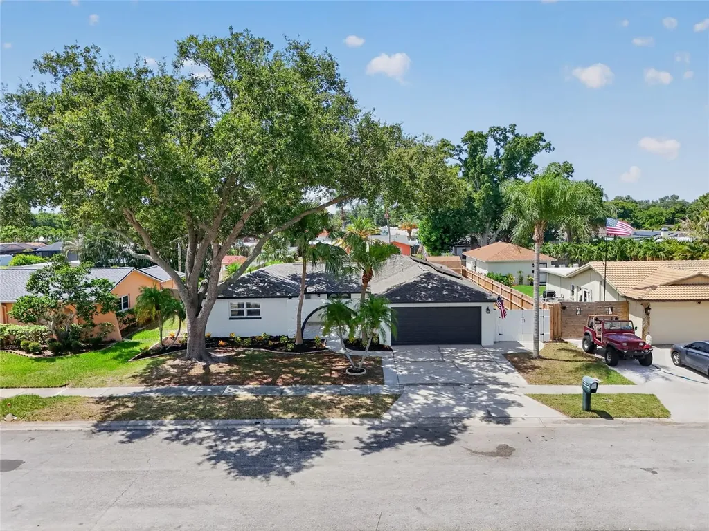 12114 Rhonda Terrace Seminole FL 33772