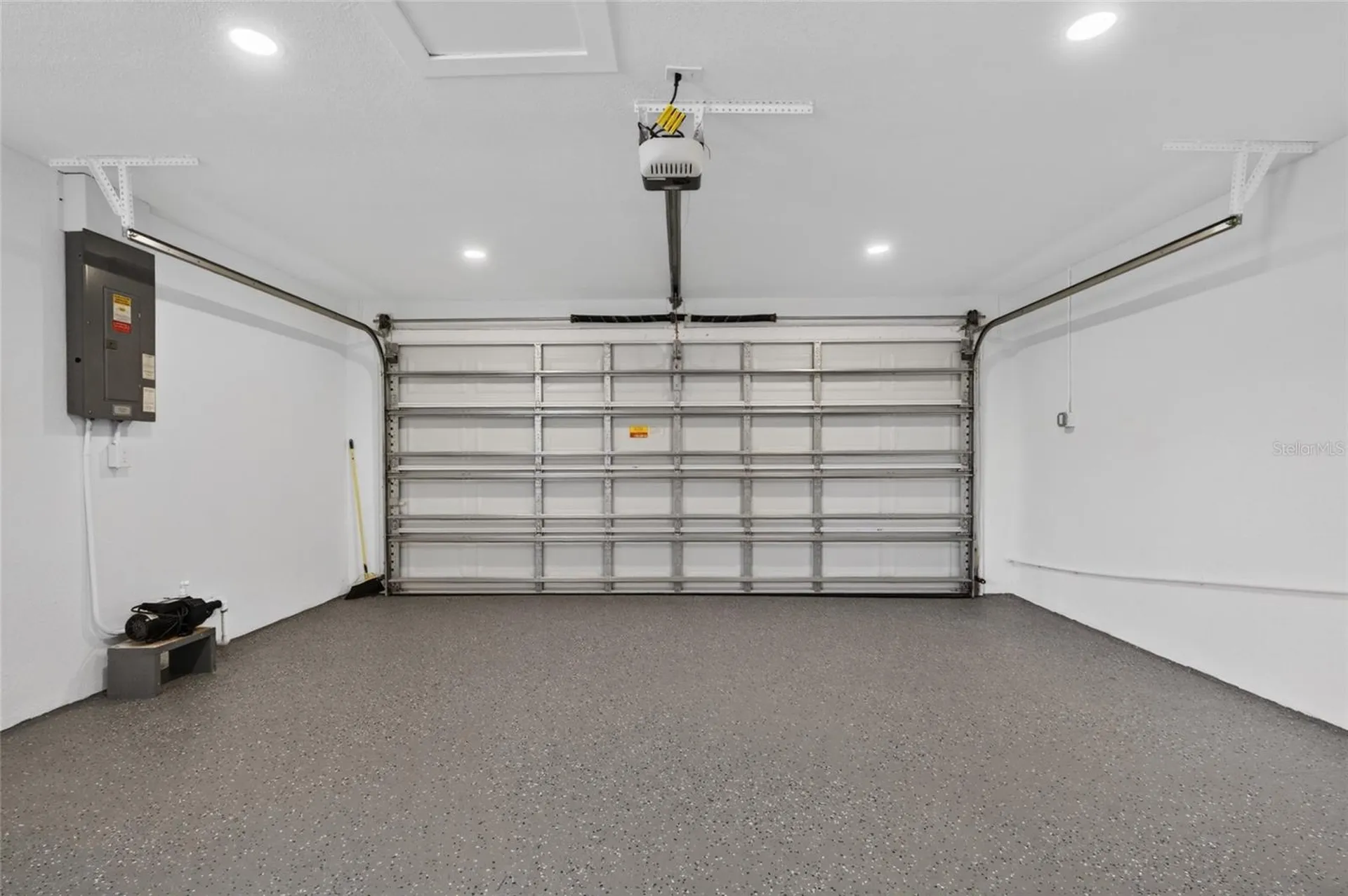 12114 Rhonda Terrace Seminole FL 33772