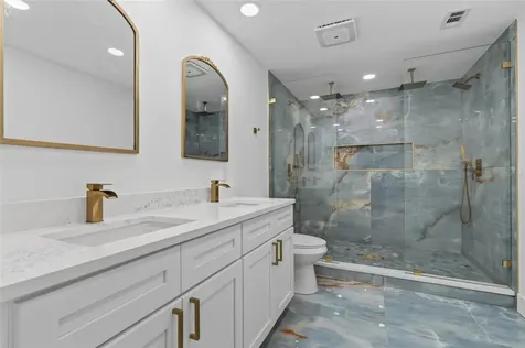 12114 Rhonda Terrace Seminole FL 33772