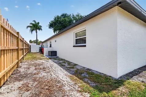 12114 Rhonda Terrace Seminole FL 33772