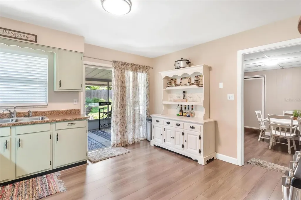 709 Cindy Avenue Fruitland Park FL 34731