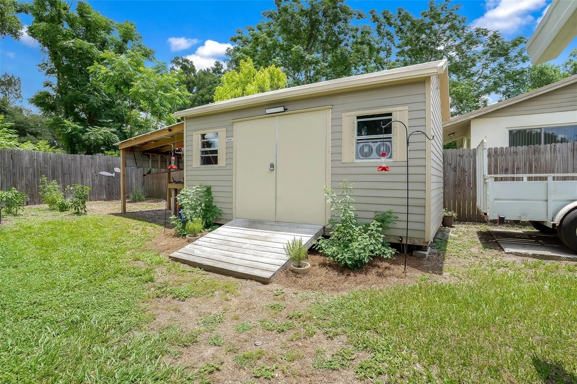 709 Cindy Avenue Fruitland Park FL 34731