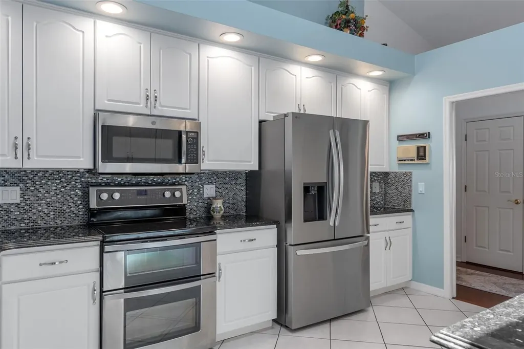 43 Linder Circle Homosassa FL 34446