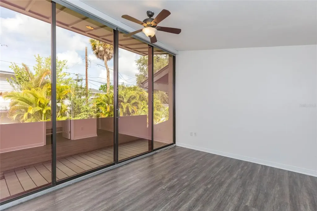 1511 S Bay Villa Place Tampa FL 33629