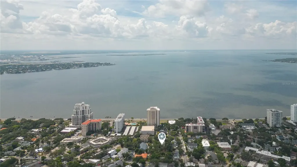 1511 S Bay Villa Place Tampa FL 33629