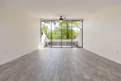 1511 S Bay Villa Place Tampa FL 33629