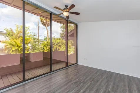 1511 S Bay Villa Place Tampa FL 33629