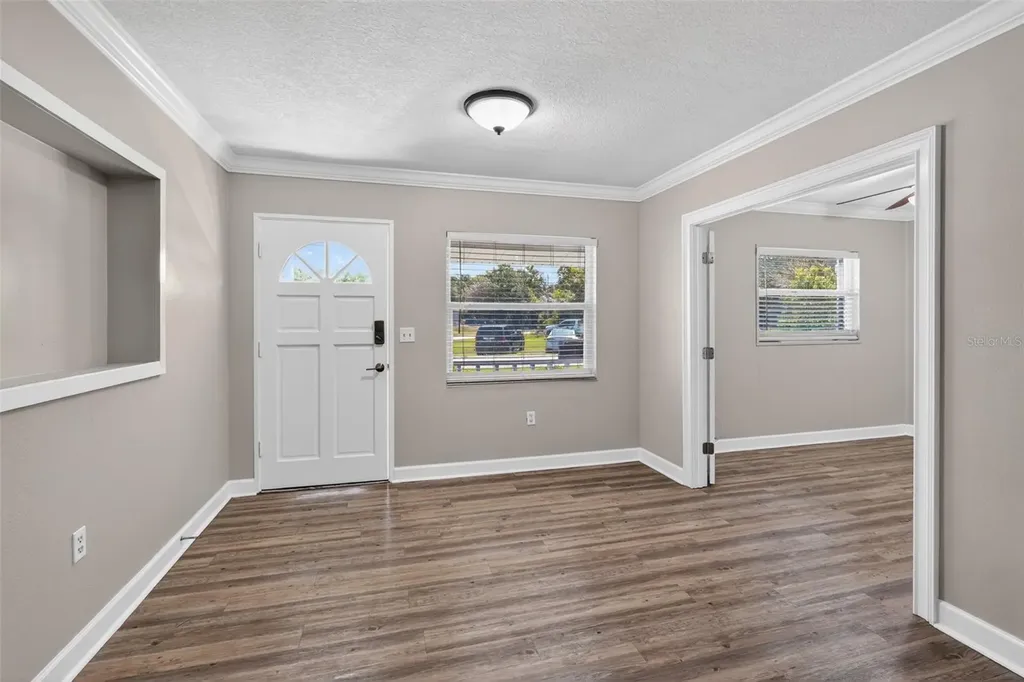 1330 S Shore Drive St Cloud FL 34771