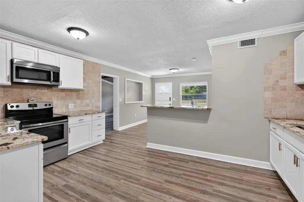 1330 S Shore Drive St Cloud FL 34771