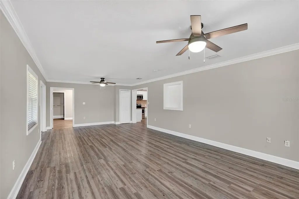 1330 S Shore Drive St Cloud FL 34771