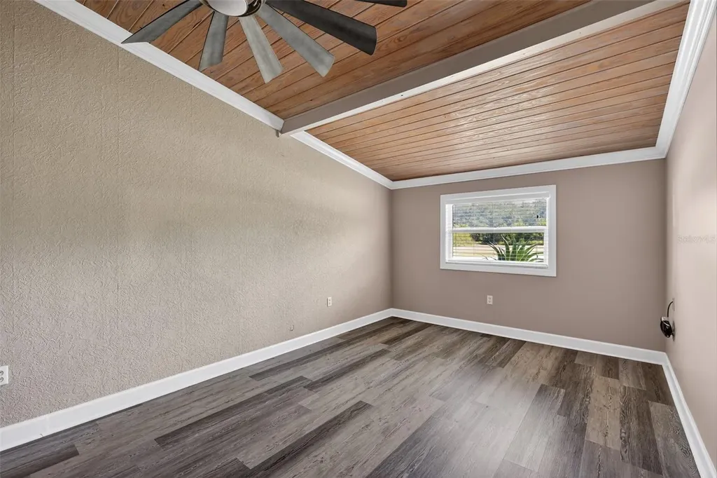 1330 S Shore Drive St Cloud FL 34771