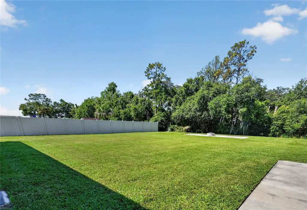 1330 S Shore Drive St Cloud FL 34771