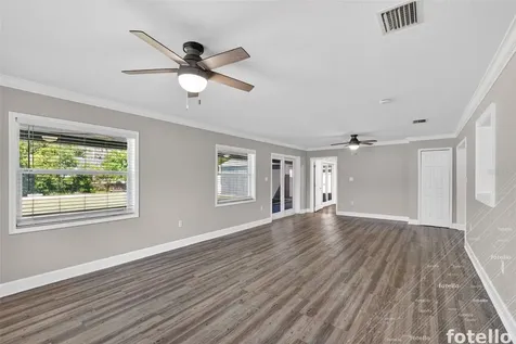 1330 S Shore Drive St Cloud FL 34771