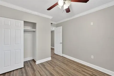 1330 S Shore Drive St Cloud FL 34771