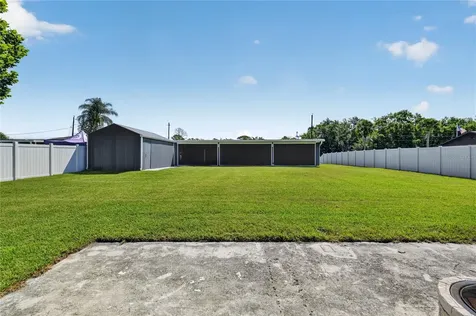 1330 S Shore Drive St Cloud FL 34771