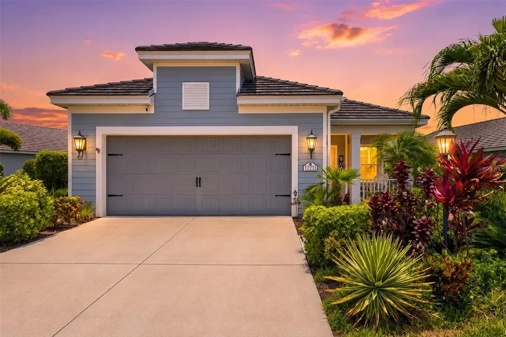 12733 Coastal Breeze Way Bradenton FL 34211