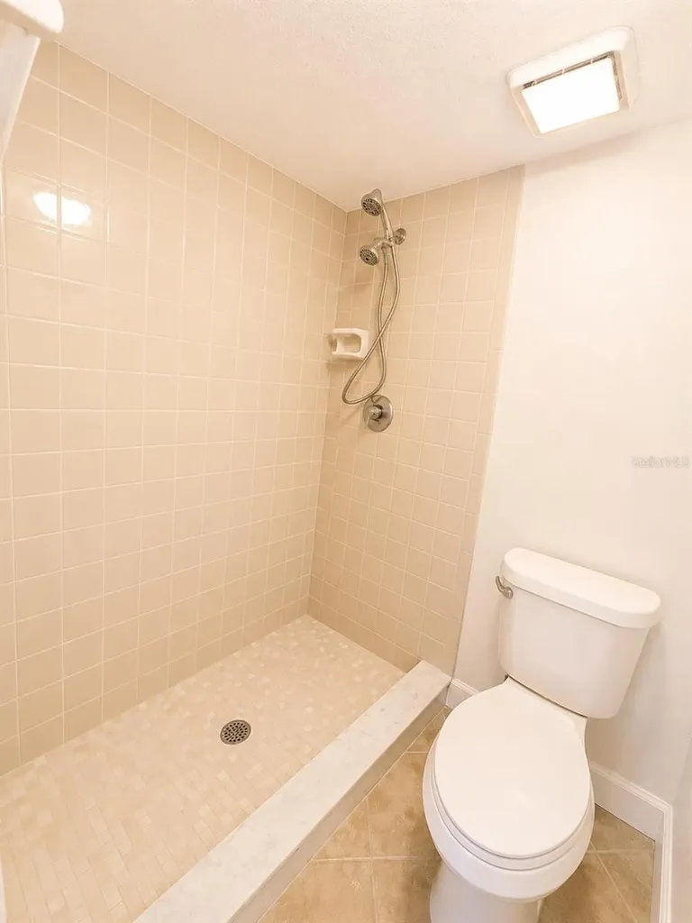 1054 Lotus Cove Court Altamonte Springs FL 32714