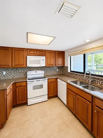 1054 Lotus Cove Court Altamonte Springs FL 32714