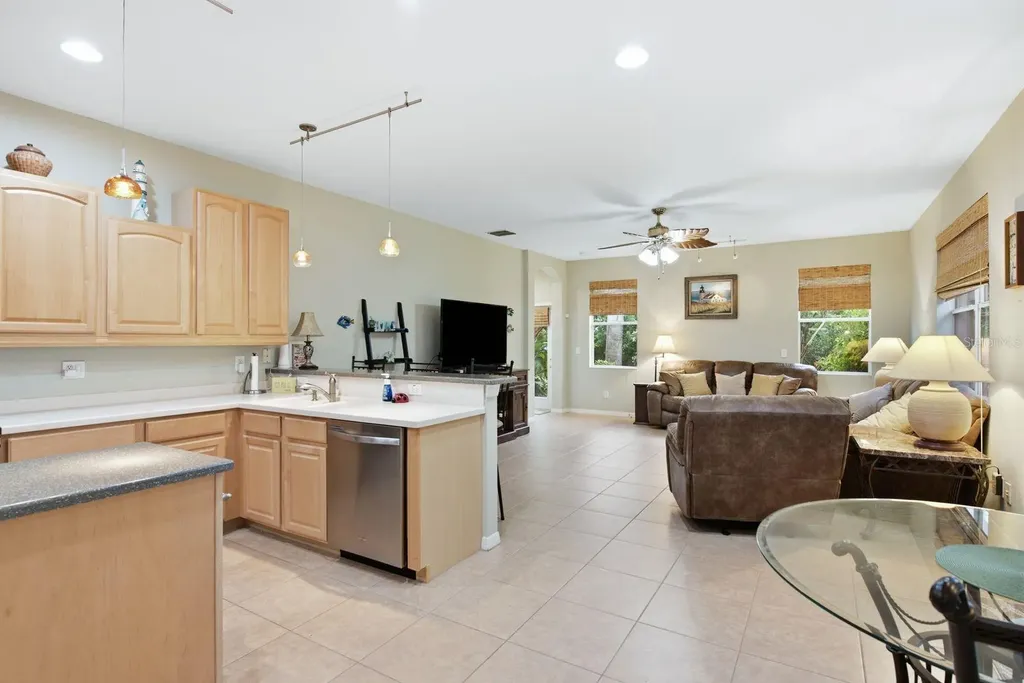 4882 W Breeze Circle Palm Harbor FL 34683