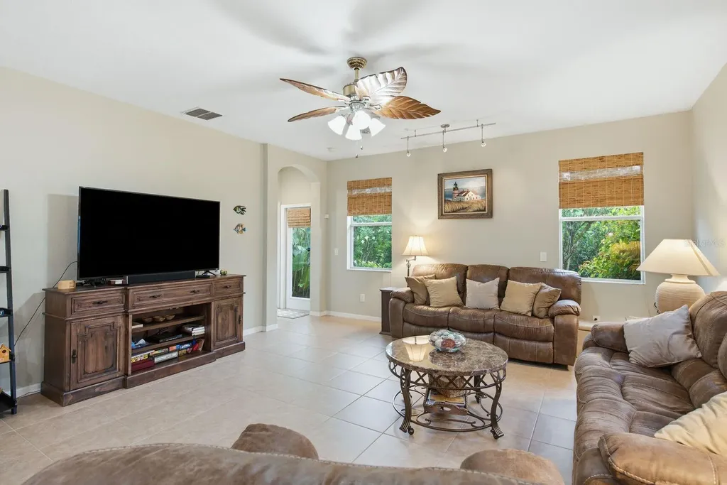 4882 W Breeze Circle Palm Harbor FL 34683