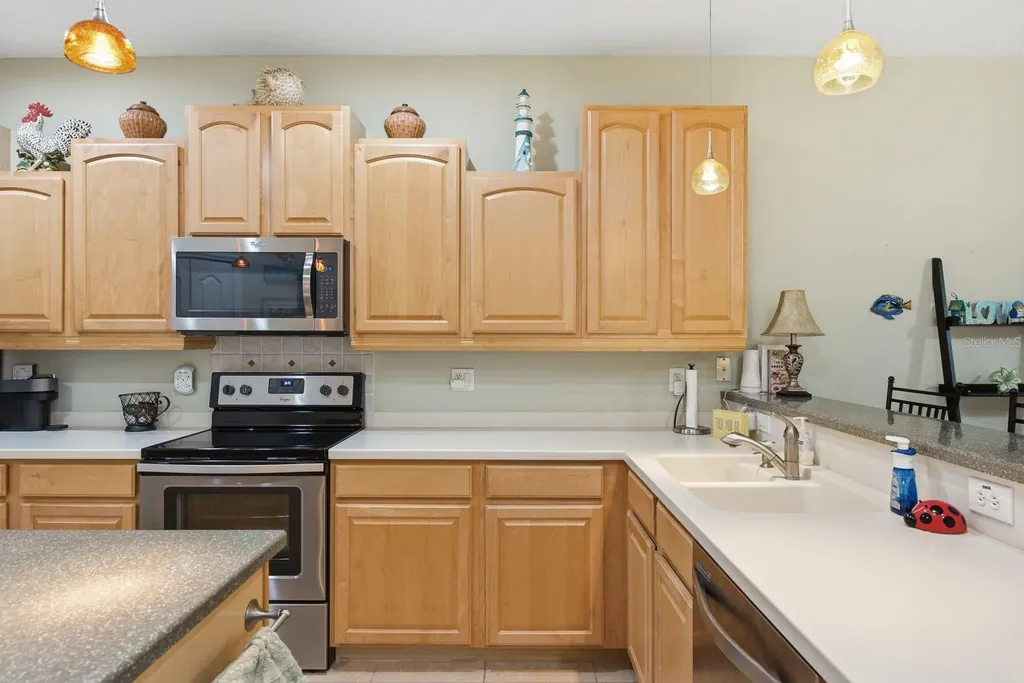 4882 W Breeze Circle Palm Harbor FL 34683