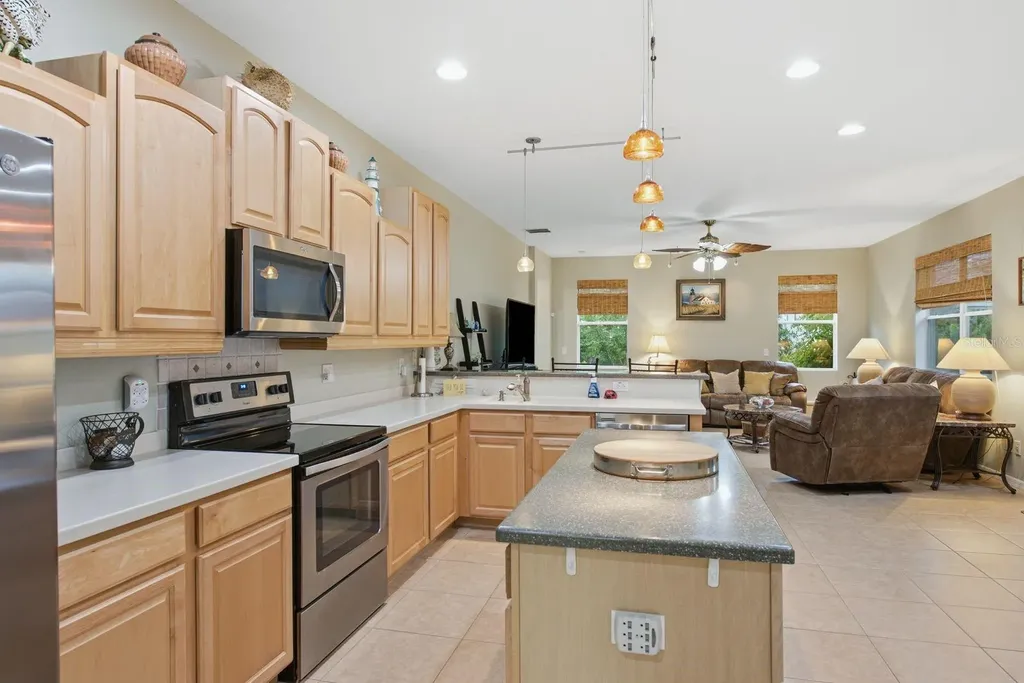 4882 W Breeze Circle Palm Harbor FL 34683