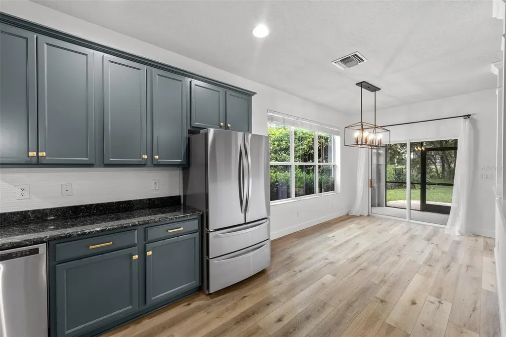 15814 Starling Water Drive Lithia FL 33547