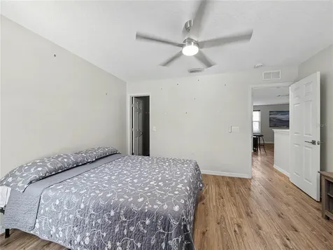 4414 67th Avenue Circle E Sarasota FL 34243