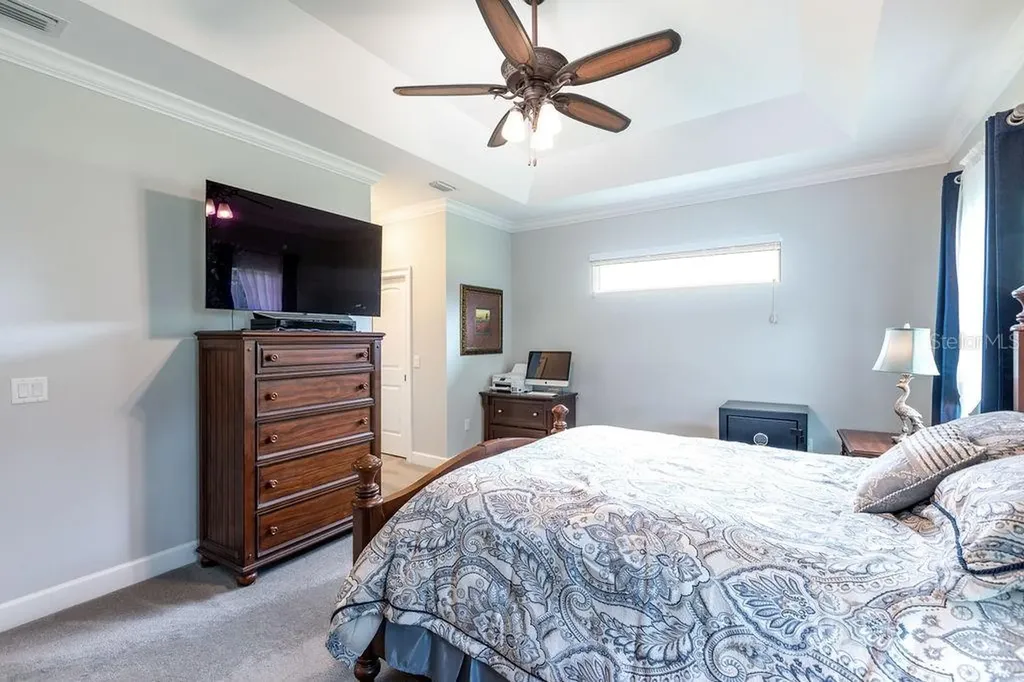 733 SW Marynik Drive High Springs FL 32643