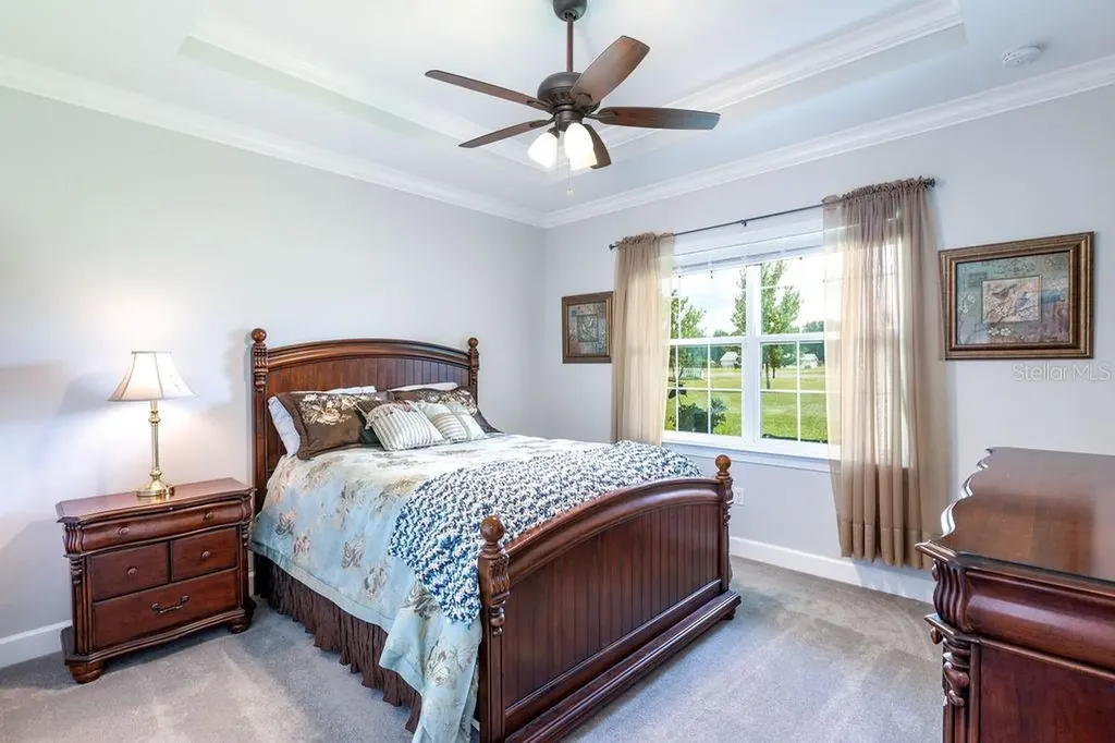 733 SW Marynik Drive High Springs FL 32643