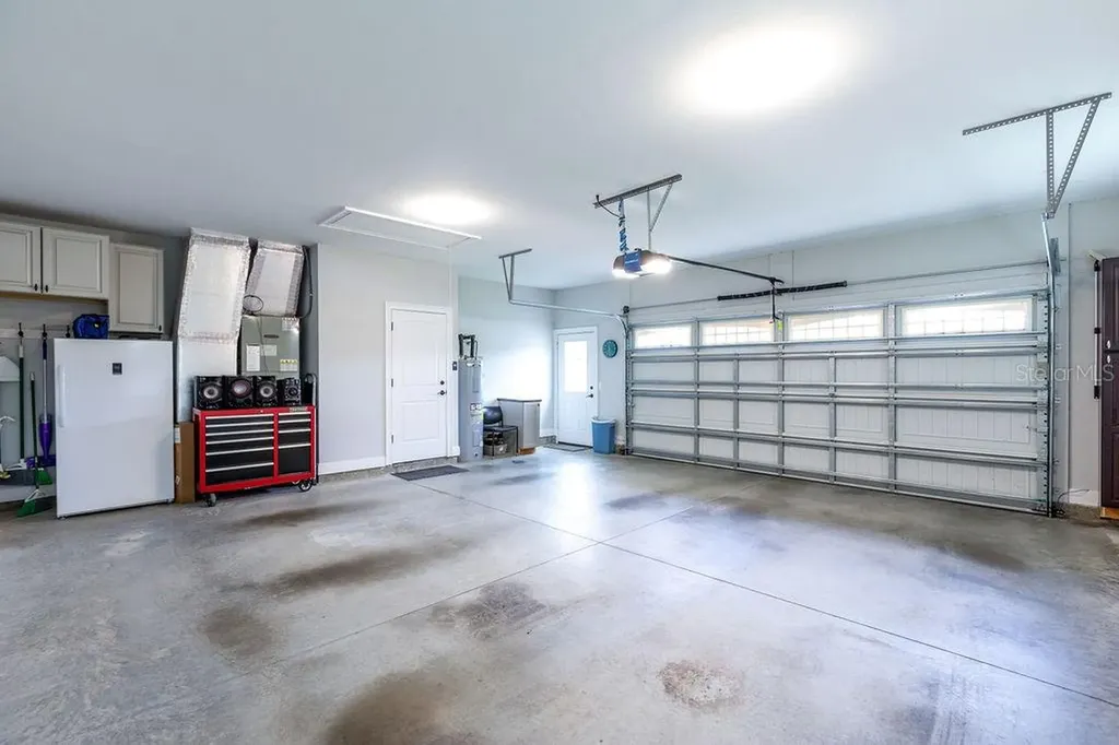 733 SW Marynik Drive High Springs FL 32643
