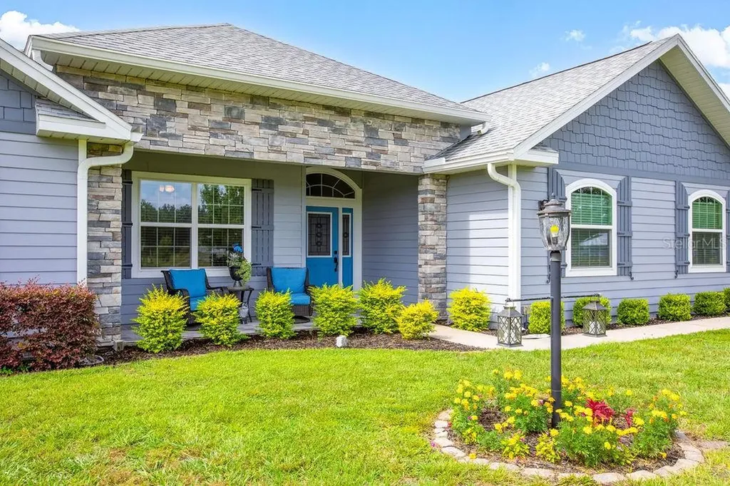 733 SW Marynik Drive High Springs FL 32643