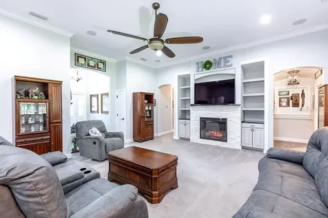 733 SW Marynik Drive High Springs FL 32643