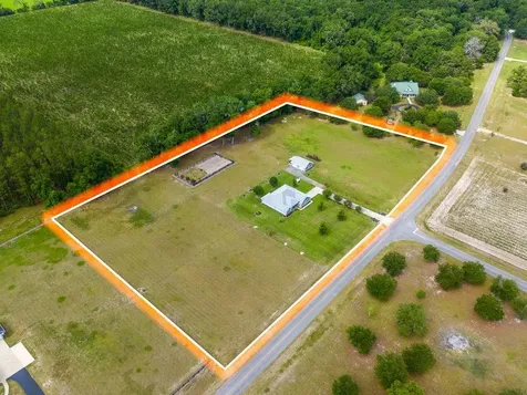 733 SW Marynik Drive High Springs FL 32643