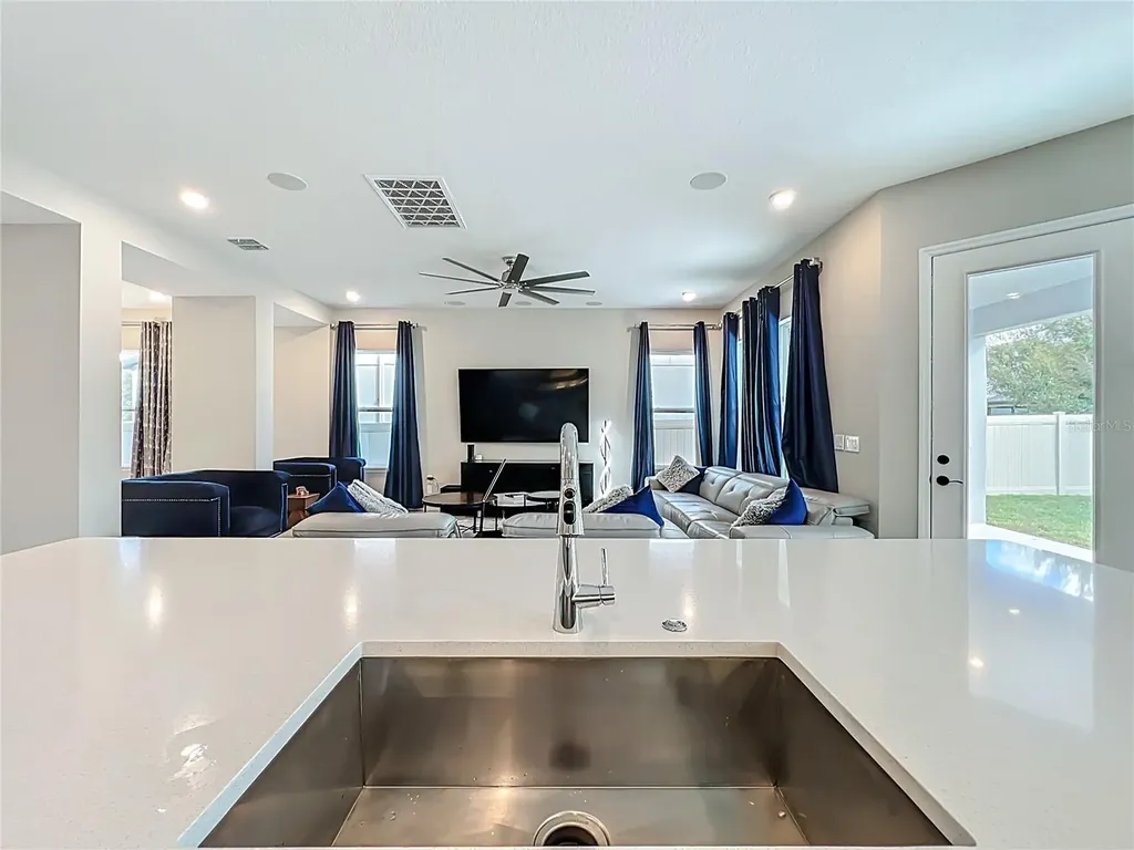 9929 Summerlake Groves Street Winter Garden FL 34787