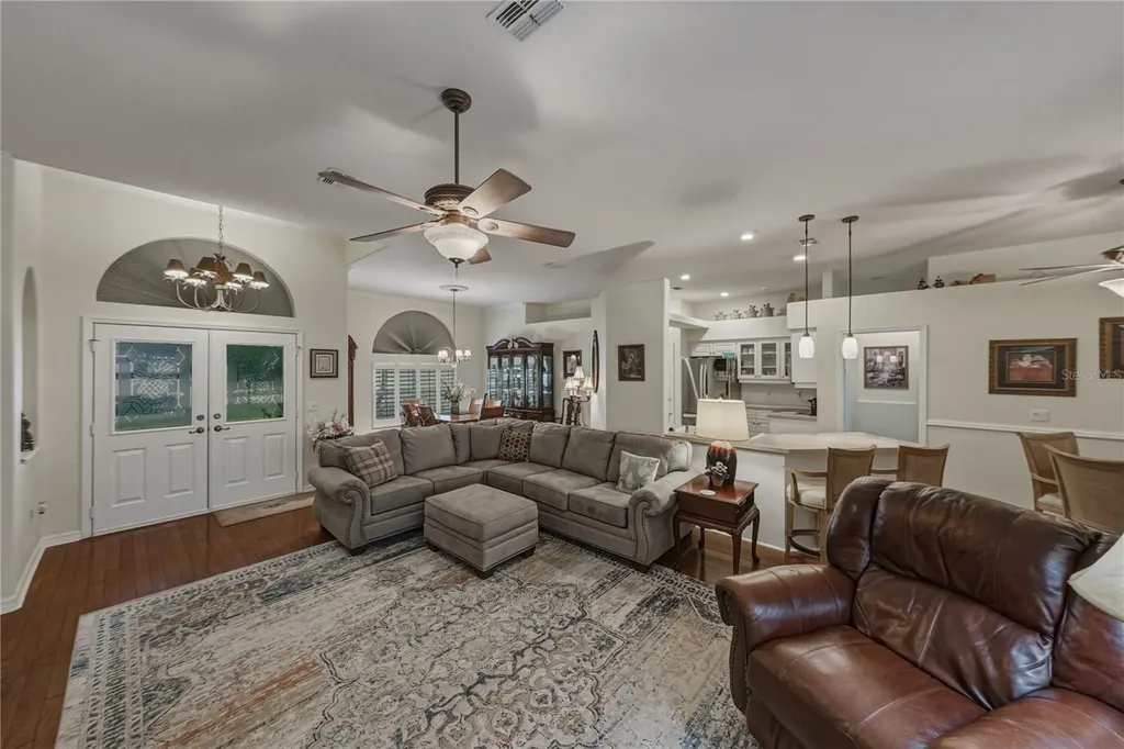 12215 Woodlands Circle Dade City FL 33525