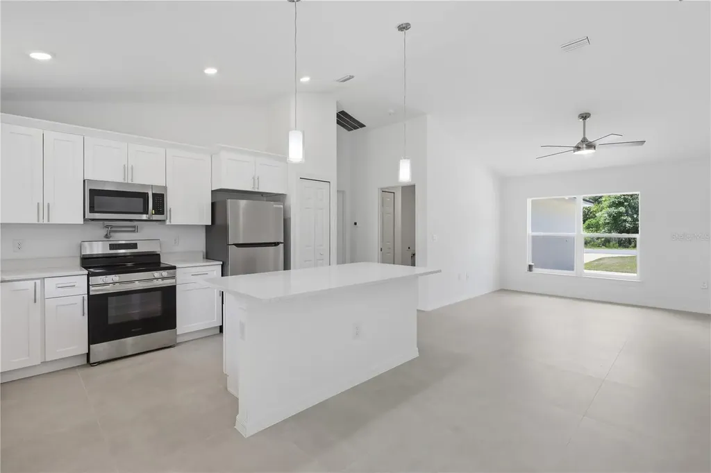 3 Sequoia Drive Trace Ocklawaha FL 32179