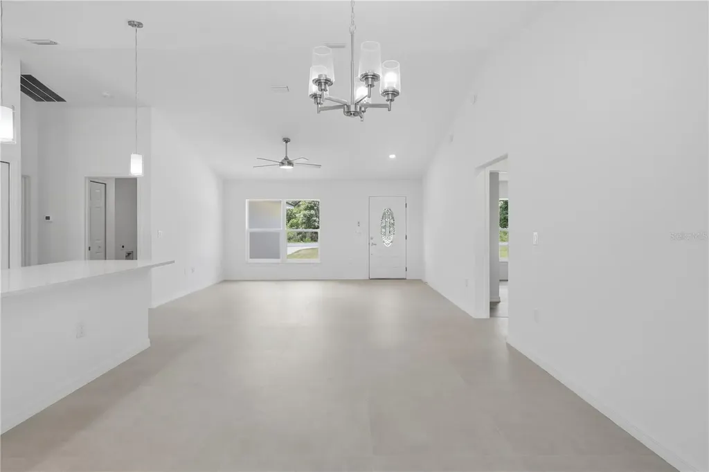 3 Sequoia Drive Trace Ocklawaha FL 32179