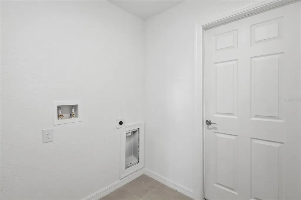3 Sequoia Drive Trace Ocklawaha FL 32179