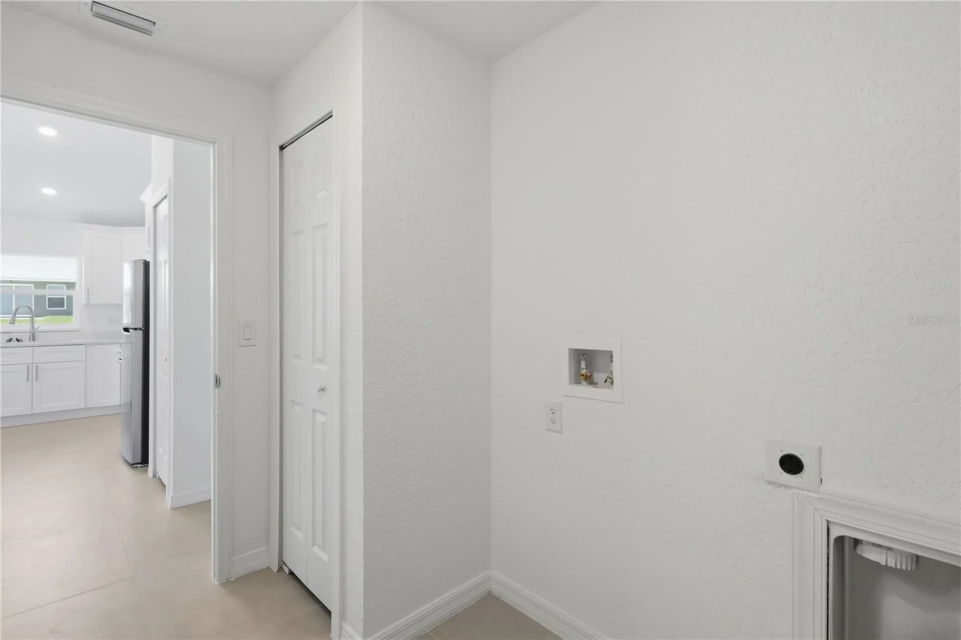 3 Sequoia Drive Trace Ocklawaha FL 32179