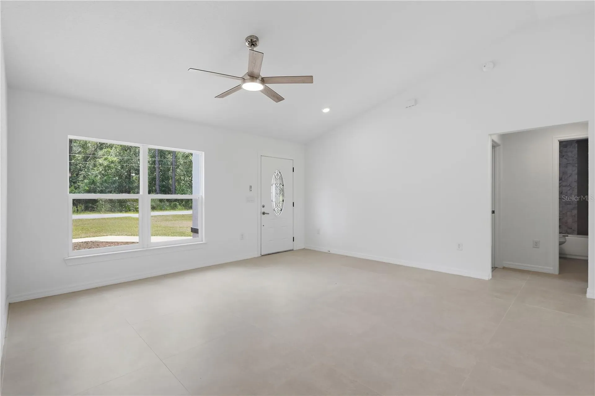 3 Sequoia Drive Trace Ocklawaha FL 32179