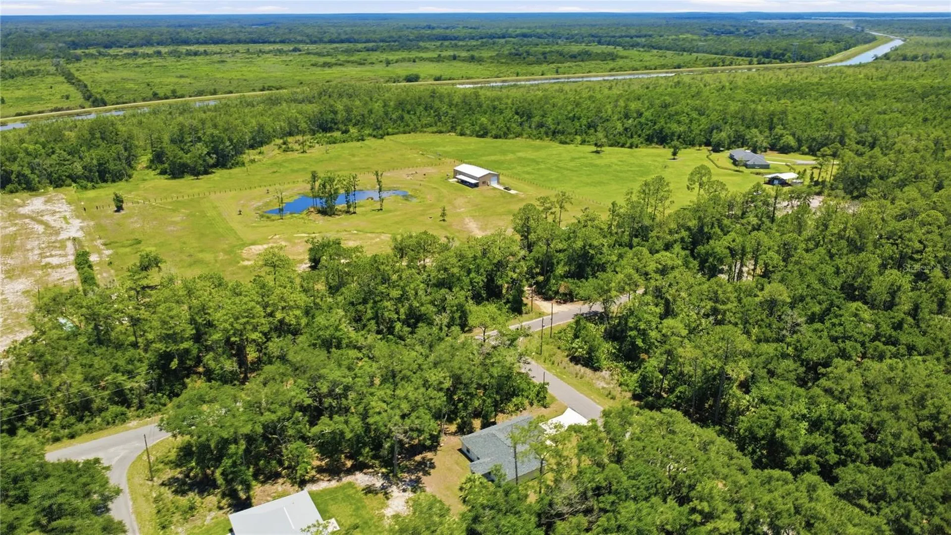 3 Sequoia Drive Trace Ocklawaha FL 32179