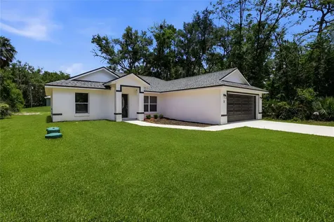 3 Sequoia Drive Trace Ocklawaha FL 32179
