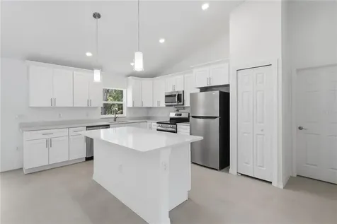 3 Sequoia Drive Trace Ocklawaha FL 32179