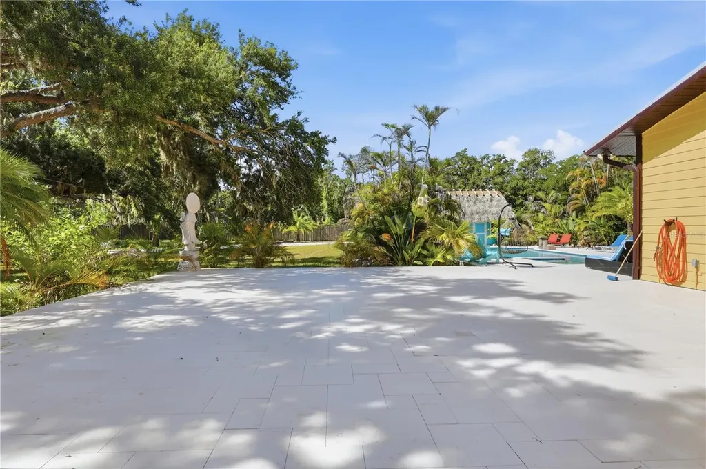 3348 Alamo Lane Sarasota FL 34235