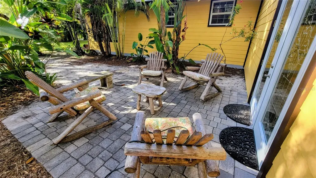 3348 Alamo Lane Sarasota FL 34235