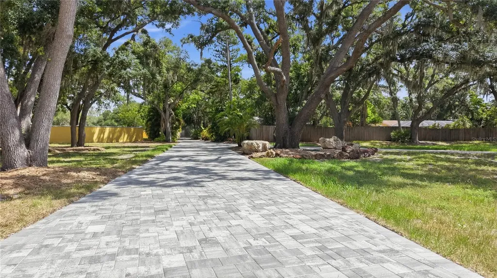 3348 Alamo Lane Sarasota FL 34235