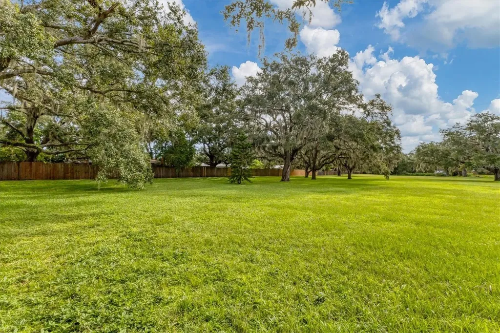 3348 Alamo Lane Sarasota FL 34235