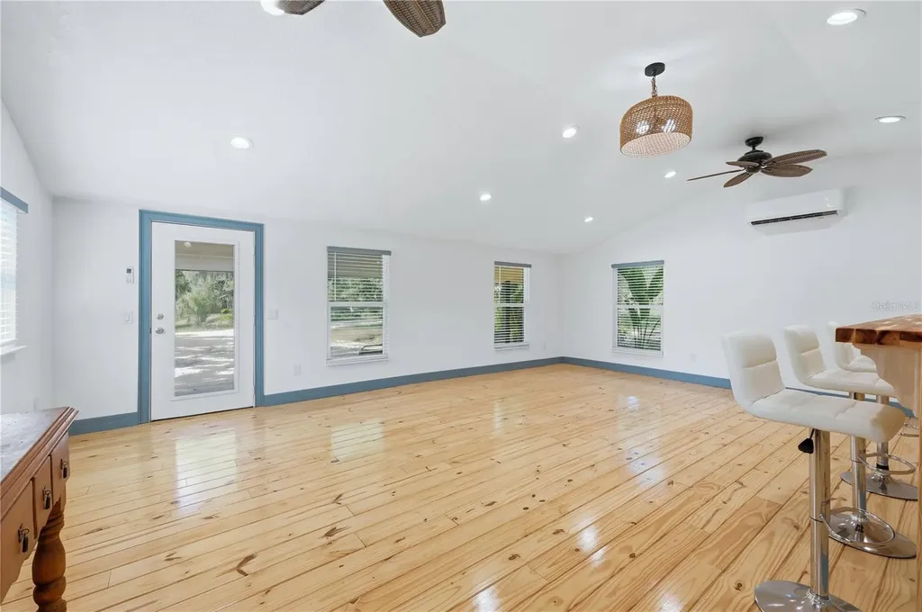 3348 Alamo Lane Sarasota FL 34235