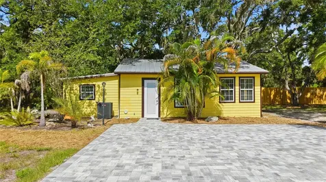 3348 Alamo Lane Sarasota FL 34235